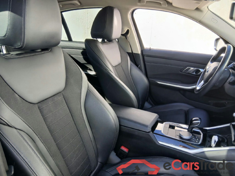 BMW Serie 3 / 2018 / 4P / sedán 320e #6
