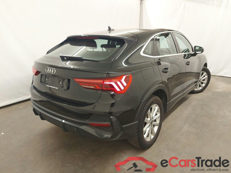 Audi Q3 Sportback 45 TFSI e S tronic 5d #2