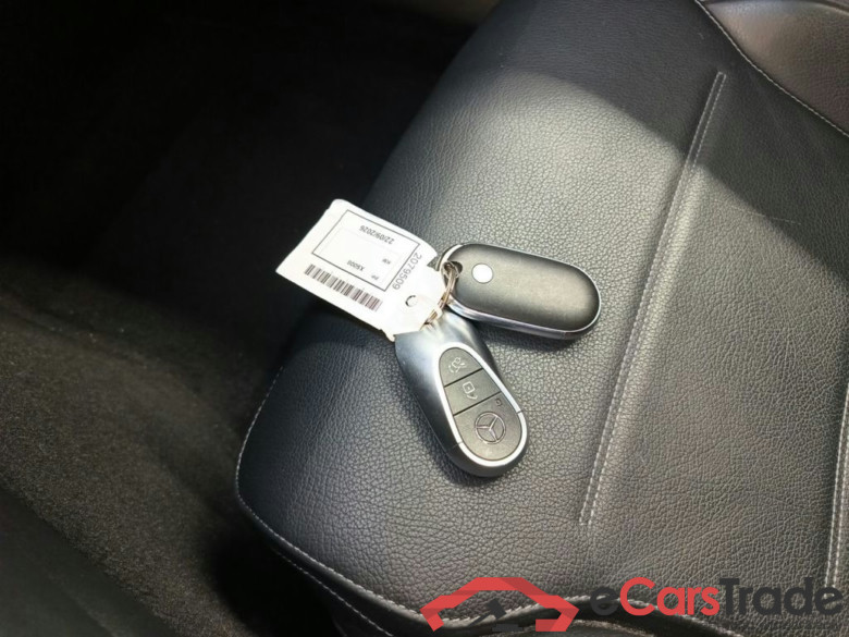 MERCEDES CLASSE C DIESEL (W206) C 220 d 200 Luxury Line 4d #4