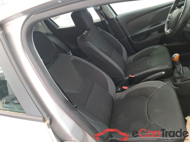 RENAULT Clio 5p Berline Zen Energy dCi 75 #6