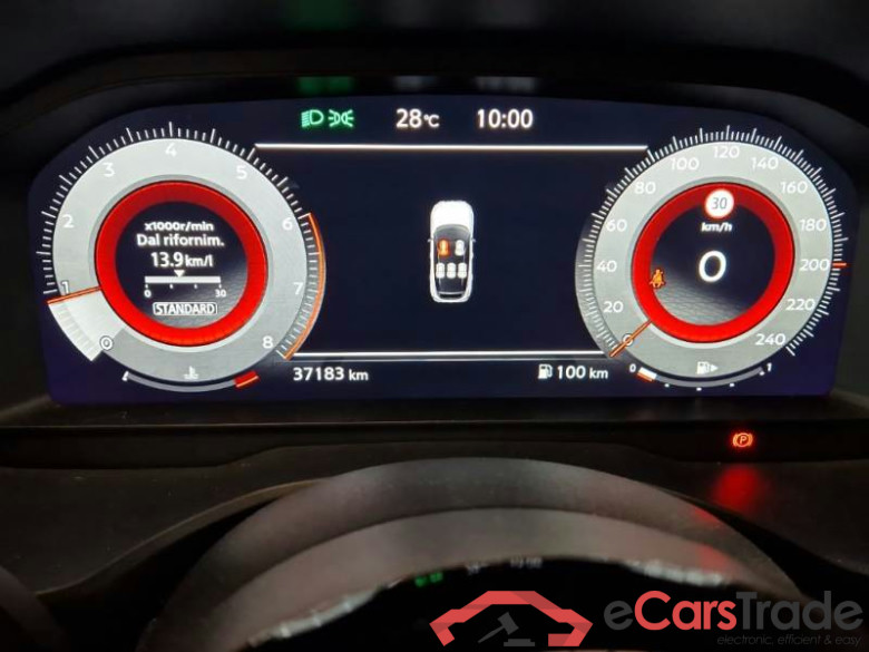 NISSAN QASHQAI / 2021 / 5P / CROSSOVER 1.3 MHEV 158 TEKNA+ #4