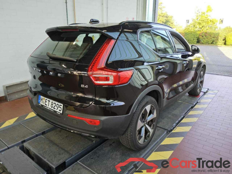 Volvo XC40 (2017->) DE - SUV5 B4 2WD EU6d, Plus Dark, (Facelift) 2022 - 2024 #3