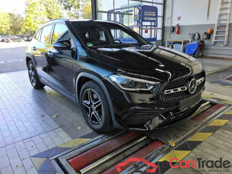 Mercedes-Benz GLA (BM 247)(02.2020->) DE - SUV5 GLA 200 EU6d, AMG Line, 2020 - 2023 #2