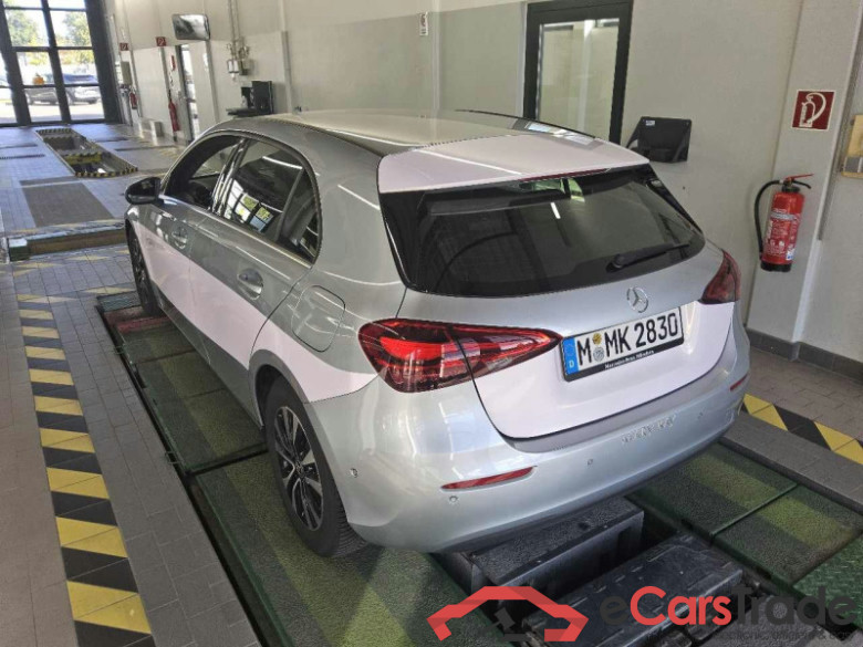 Mercedes-Benz A-Class - LimS5 A 180 d EU6d, (Facelift) 2022 - 2024 A 180 D #4
