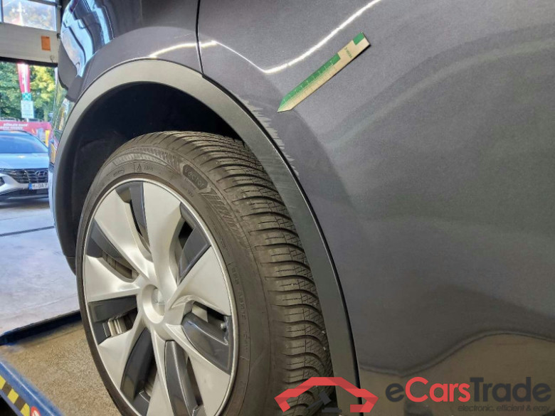 Tesla Model Y (01.2021->) DE - SUV5 Dual, Maximale Reichweite Dual AWD, 2021 - 2025 #4