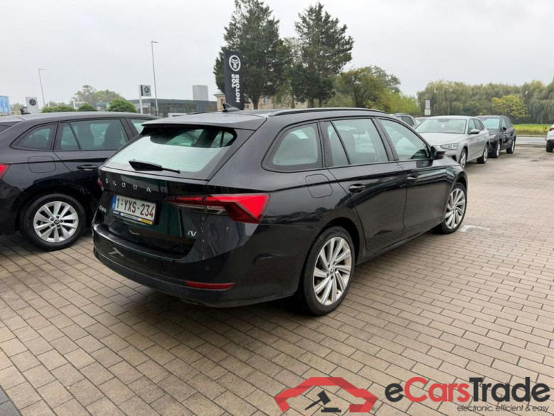 SKODA Octavia Combi PHEV SW 1.4 TSI Ambition DSG #2