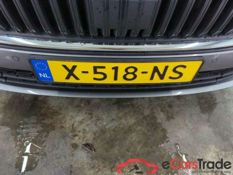 SKODA Octavia Combi 1.5 TSI Bns Edition #4