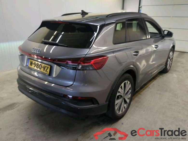 AUDI Q4 e-tron 40 L ed. Adv. 77 kWh #2
