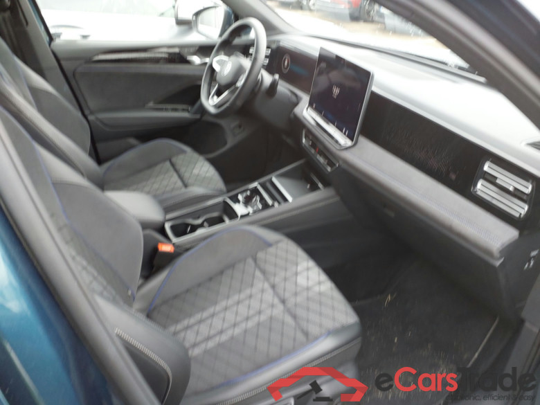 VOLKSWAGEN Tiguan 2.0 TDI 110 kW (150 CV) DSG  R-Line(Winterpack) #2