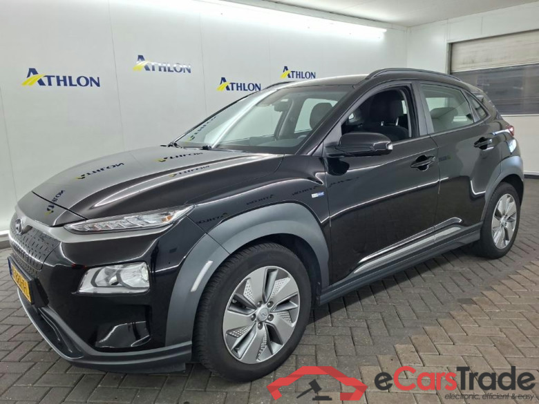 HYUNDAI Kona Comfort Smart Electric 64 kWh 5D Athlon Edition