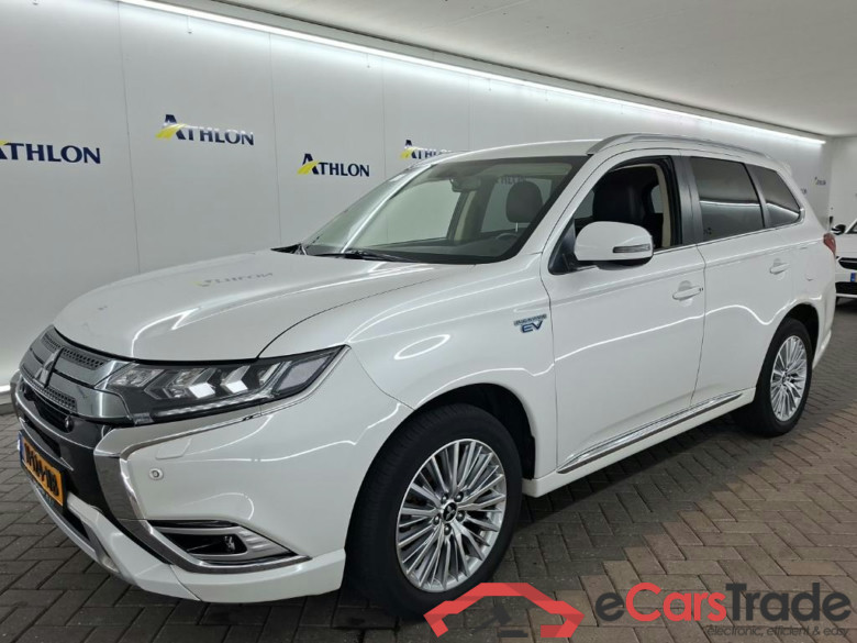 MITSUBISHI Outlander PHEV Intense 5D 165kW uitlopend