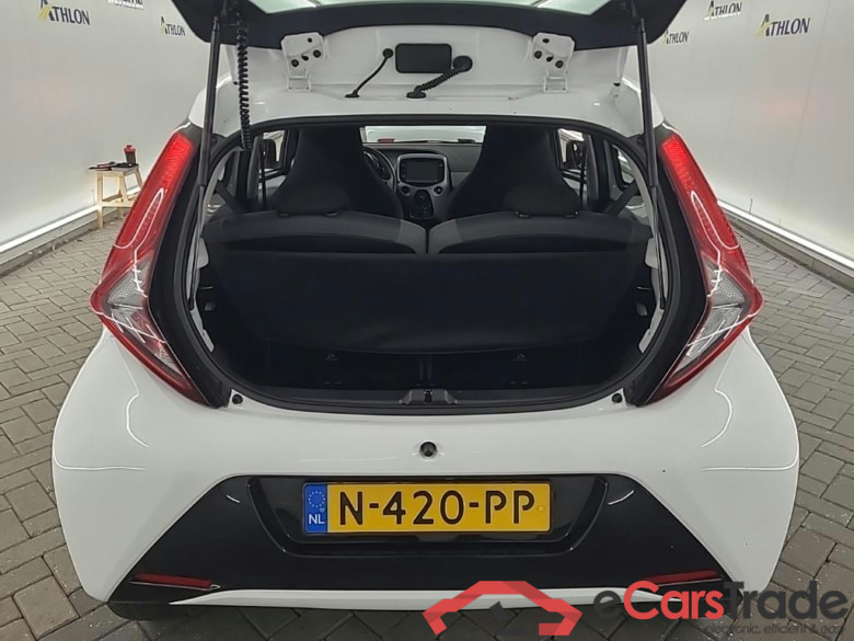 TOYOTA Aygo 1.0 VVT-i x-play 5D 53kW #5