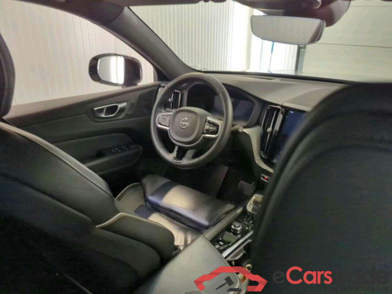 VOLVO XC60 2.0 T6 AWD U. Dark #3