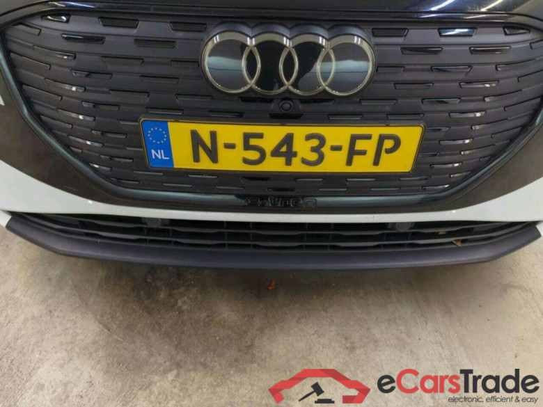 AUDI Q4 e-tron 35 L ed S Com 55 kWh #4