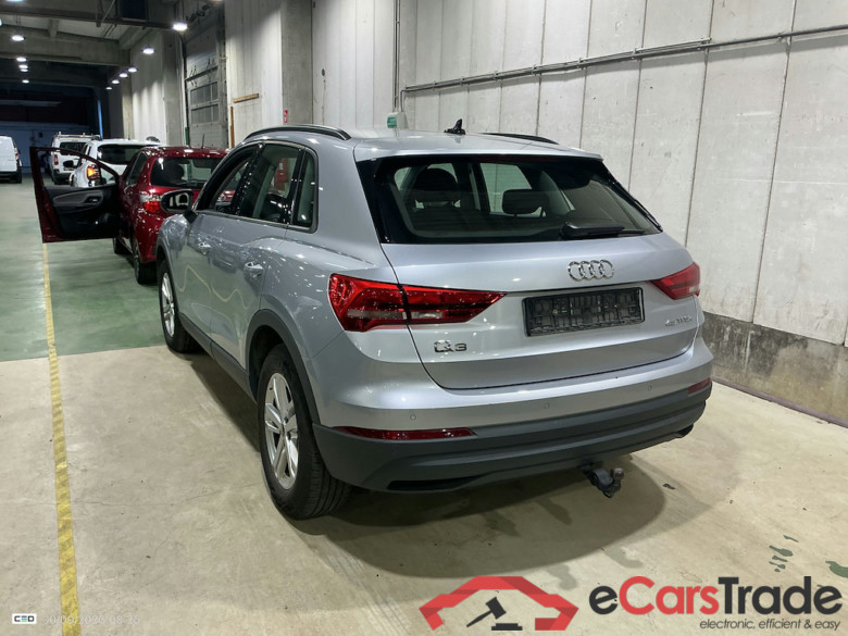 AUDI Q3 1.4 45 TFSI E S TRONIC #3