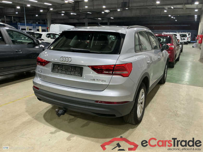 AUDI Q3 1.4 45 TFSI E S TRONIC #4
