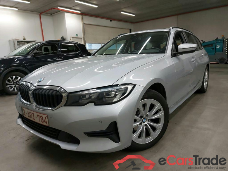 BMW - BMW 3 TOURING 318iA 156PK Advantage Pack Business With Sport Seats & Pano Roof * PETROL * #1