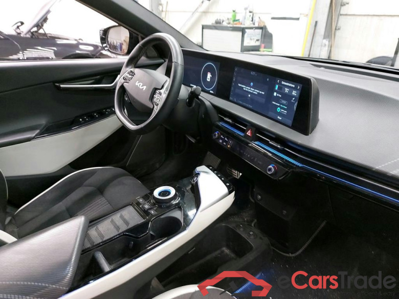KIA - KIA EV6 BEV 77,4 kWH GT Line 229PK With Climatic & Navigation & Electric Heated Seats & PArk Sensors Front & Rear  * ELECTRIC * #3