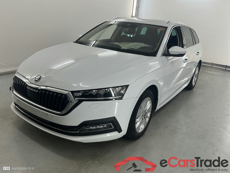 SKODA OCTAVIA COMBI 2.0 CRTDI 110KW DSG7 CLEVER #1
