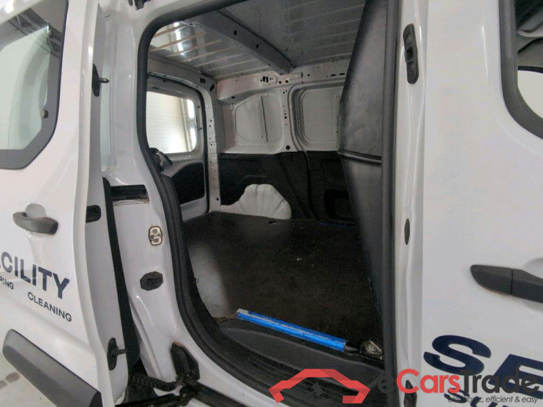 CITROËN BERLINGO 1.2 PURETECH 110 S-S M LIGHT CLUB #6