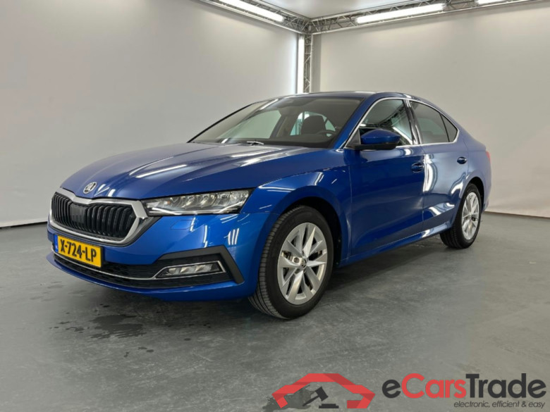 SKODA OCTAVIA 1.0 e-TSI Business Edition Plus #1