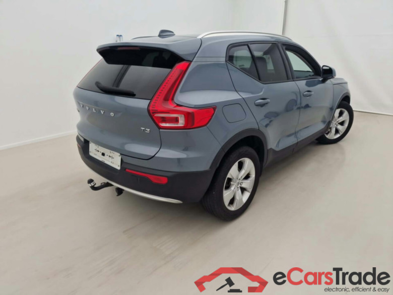 VOLVO XC40 1.5 T3 GEARTRONIC MOMENTUM PRO #2