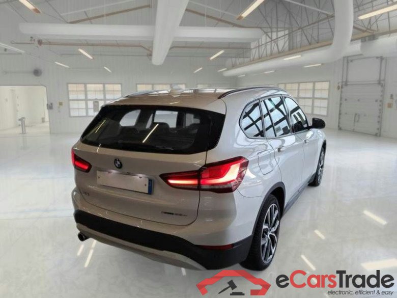 BMW X1 / 2019 / 5P / SUV XDRIVE 25E BUSINESS ADVANTAGE AUTOMATICO #2