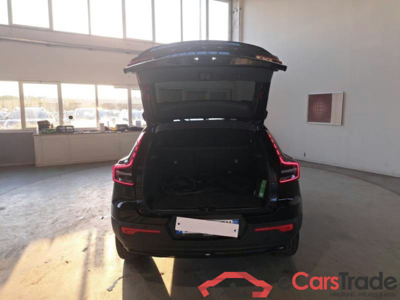 VOLVO C40 / 2021 / 5P / CROSSOVER RECHARGE TWIN PLUS #5
