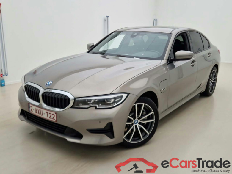 BMW 3-SERIE BERLINE 2.0 330E AUT #1