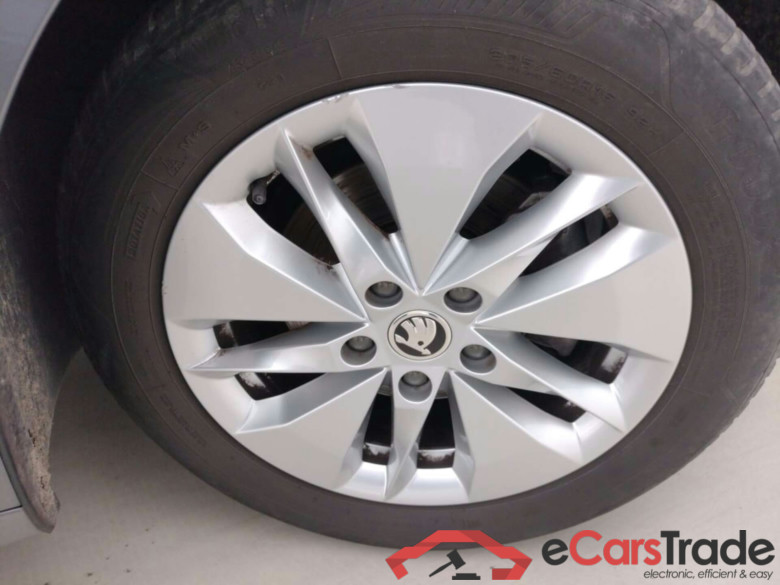SKODA OCTAVIA COMBI 1.0 TSI CLEVER #4