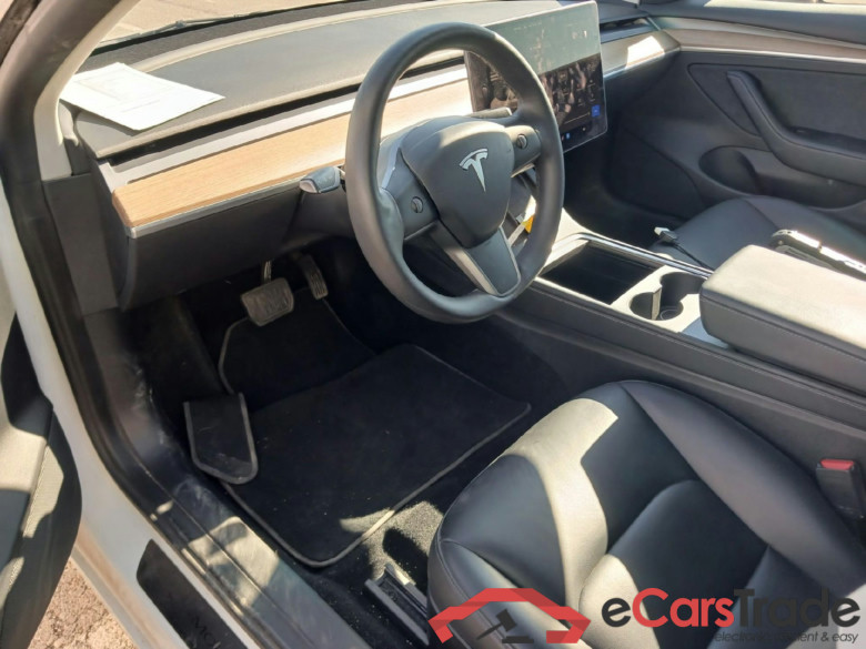 TESLA Model 3 / 2018 / 4P / sedán Gran Autonomía AWD #3