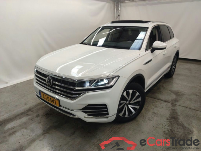 VOLKSWAGEN TOUAREG DIESEL - 2018 3.0 TDi 231 V6 SCR 4Mo Elegance Tipt.(EU6AP) 5d