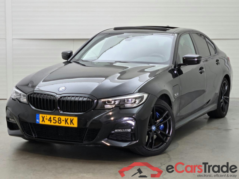 BMW 3-serie 320e Business Edition Plus #1