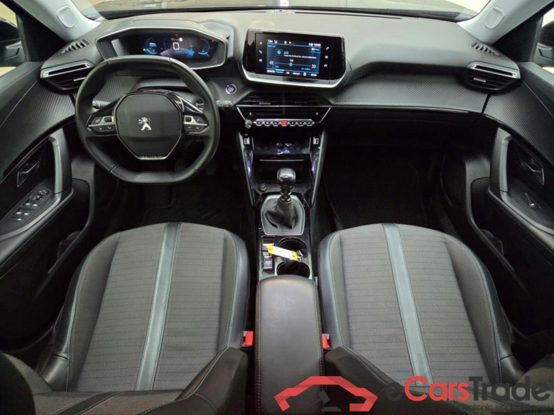PEUGEOT 2008 1.2 PureTech Allure Pack #6