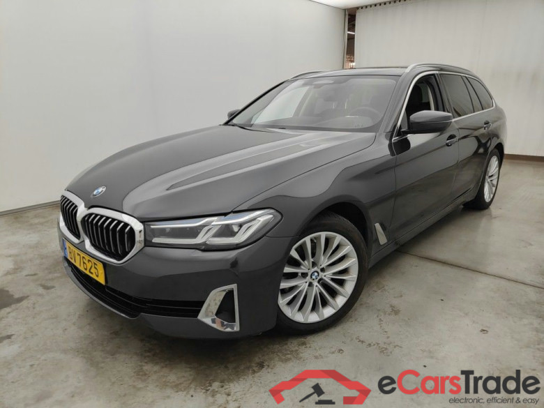 BMW 5 TOURING DIESEL - 2020 520 dXA 190hp MHD 5d