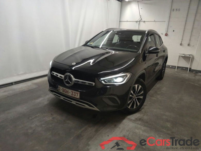 Mercedes-Benz GLA GLA 180 d Business Solution 5d #1