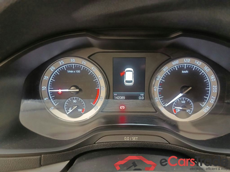 Skoda Karoq 2.0 CRTDI 85KW DSG7 Clever 5d #6