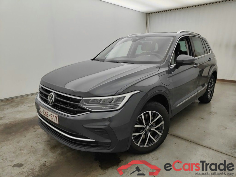 Volkswagen Tiguan 1.4 eHybrid DSG Life 5d