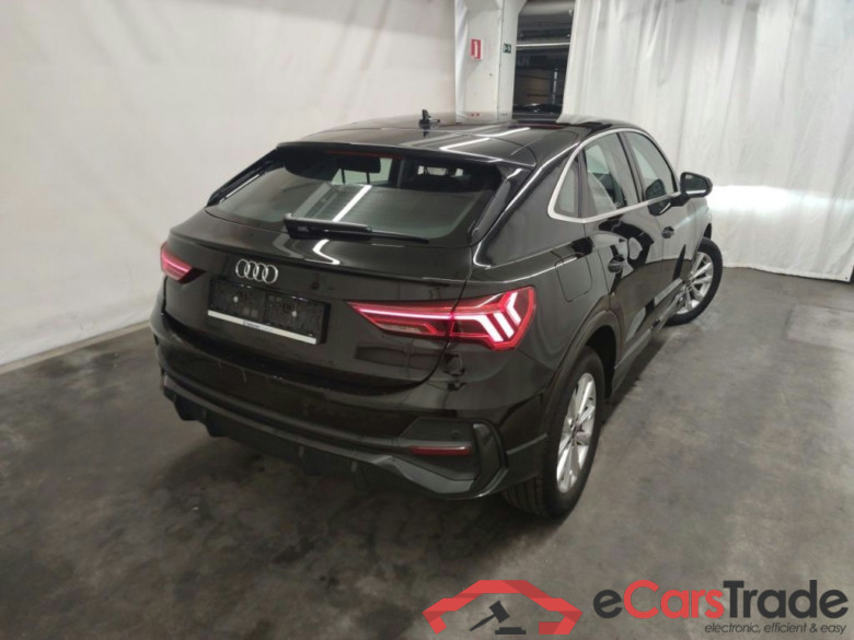 Audi Q3 Sportback 45 TFSI e S tronic 5d #1