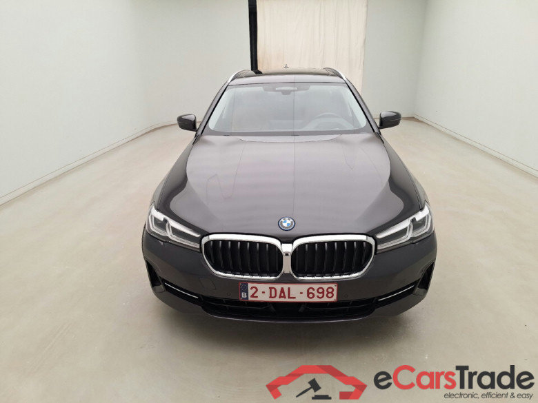 BMW, 5-ser To FL'20 PHEV, 530e Touring 215kW Aut #1