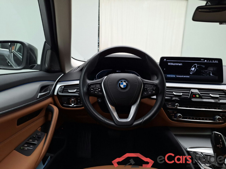 BMW, 5-ser To FL'20 PHEV, 530e Touring 215kW Aut #6