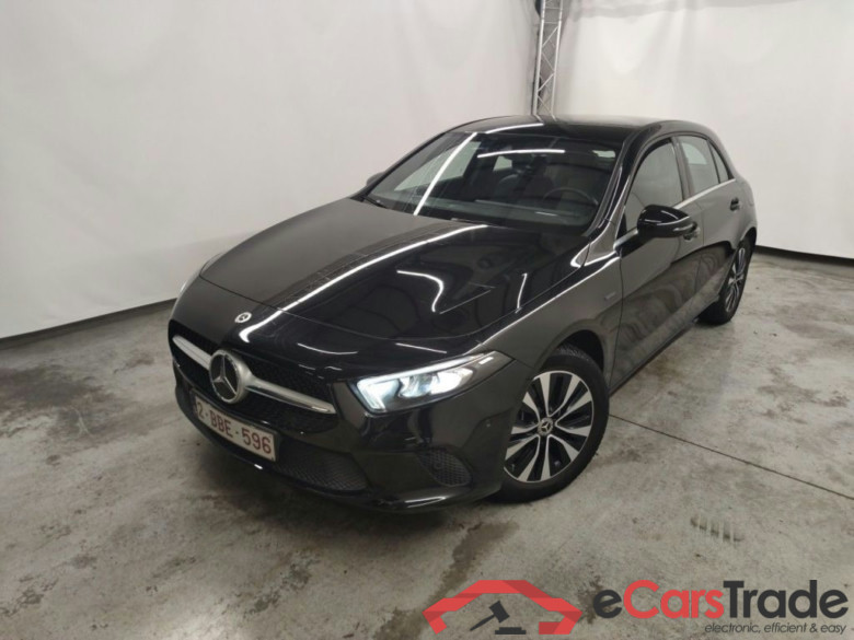 Mercedes-Benz A-Klasse A 250 e Business Solution 5d