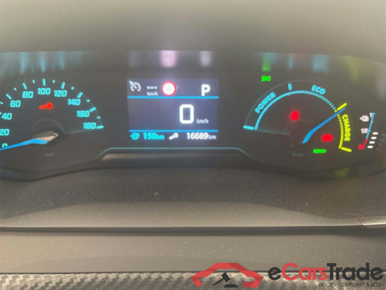 PEUGEOT e-2008 EV Active 54 kWh #6