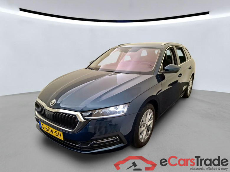 SKODA Octavia Combi 110 kW #1