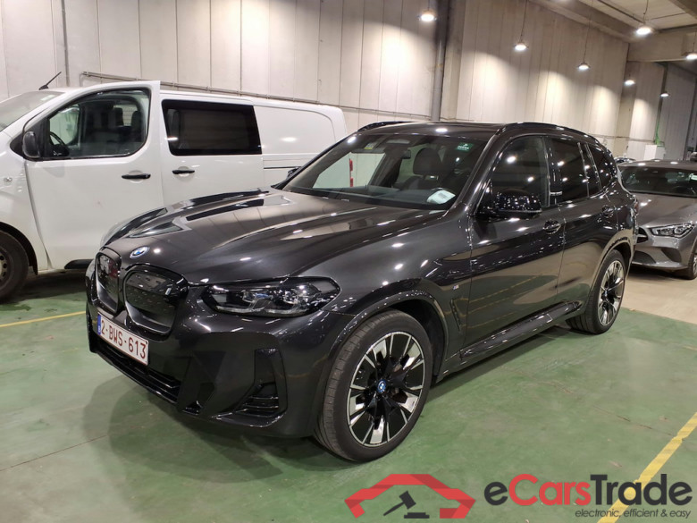 BMW IX3 80KWH AUTO