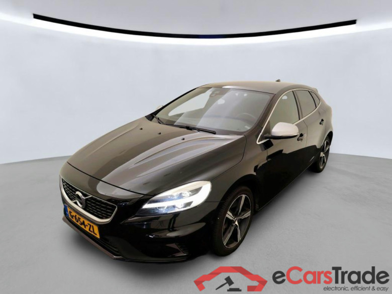 VOLVO V40 112 kW