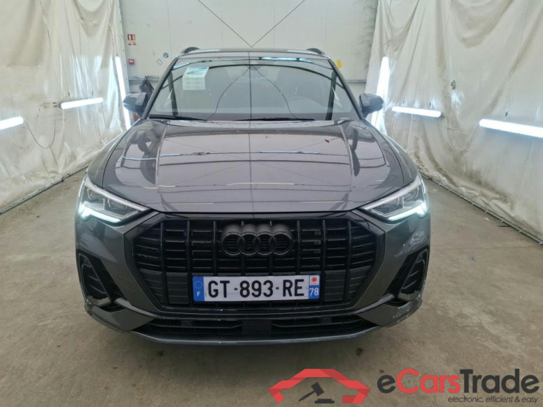 AUDI Q3 / 2018 / 5P / SUV 45 TFSI E 245 S TRONIC S LINE #1