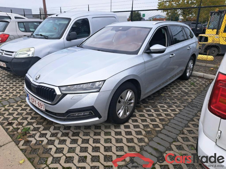 SKODA Octavia 2.0 CRTDI 110KW DSG7 CLEVER #1
