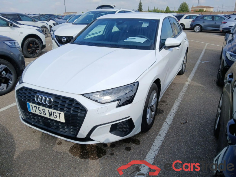 AUDI A3 / 2020 / 5P / berlina con portón Sportback 30 TFSI 81kW (110CV) S tronic #1