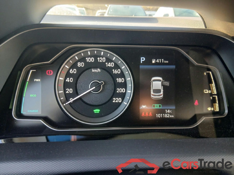 HYUNDAI IONIQ / 2019 / 5P / berlina con portón 1.6 GDI HEV Klass DCT #4